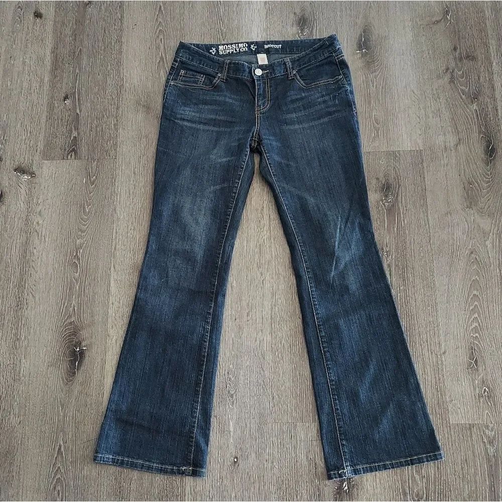 Mossimo Supply Co. Women's Bootcut Jeans 9 Short